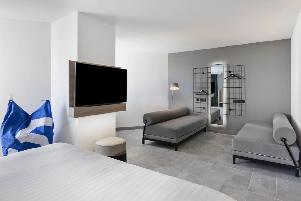 Moxy La Ciotat Hotel Exterior photo